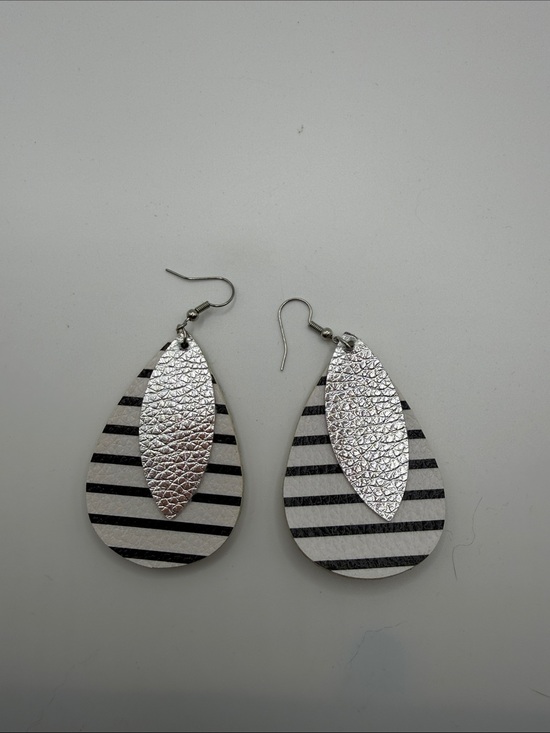 Jewelry - Striped Black & White Teardrop Earrings with Silver Accent